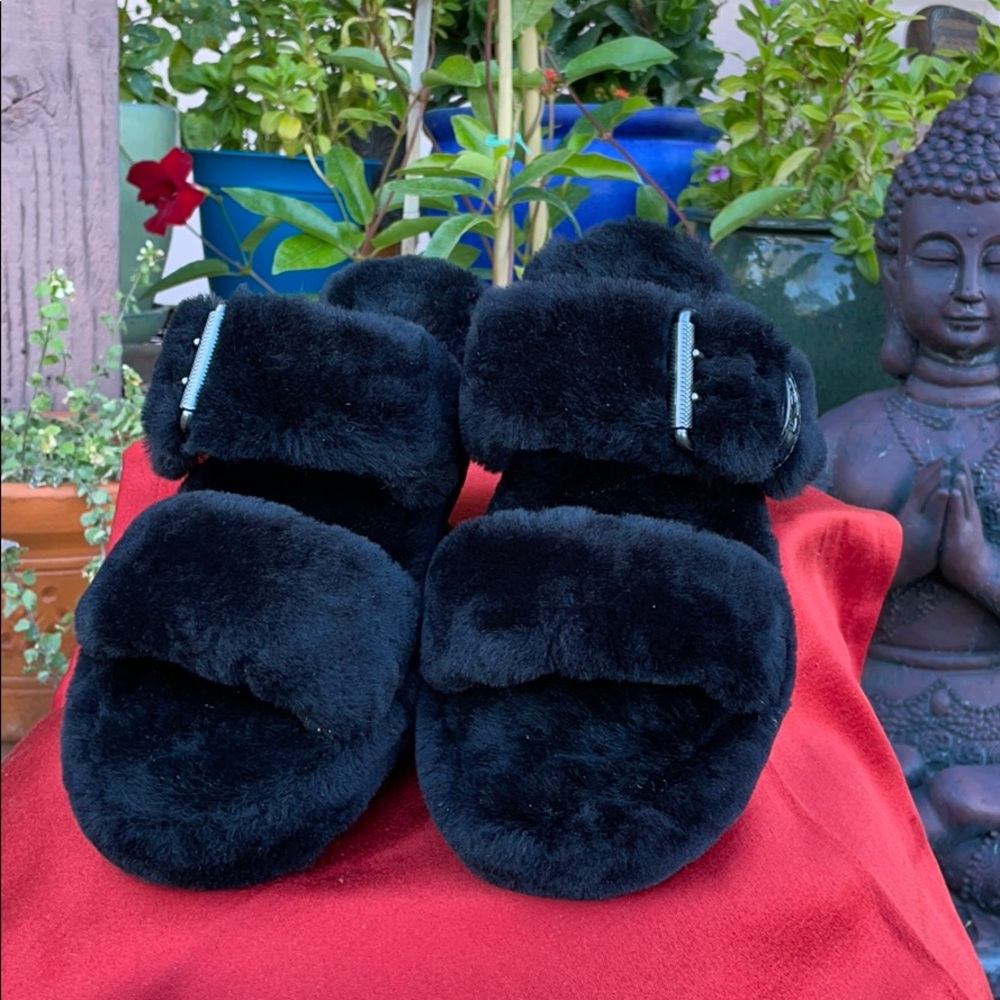 New UGG Brand Black Fuzz Yeah Slides Sz 8 - Picture 7 of 16